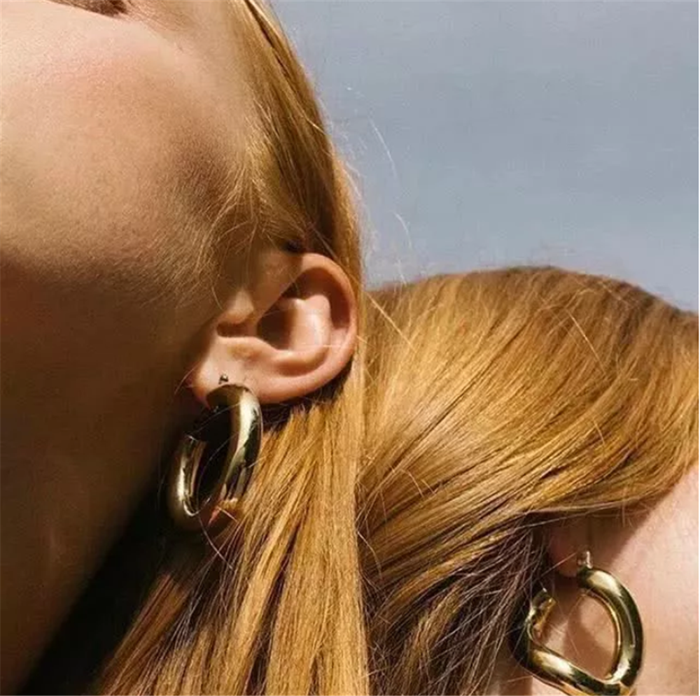 Gold-filled vs gold-plated vs solid gold: an honest breakdown
