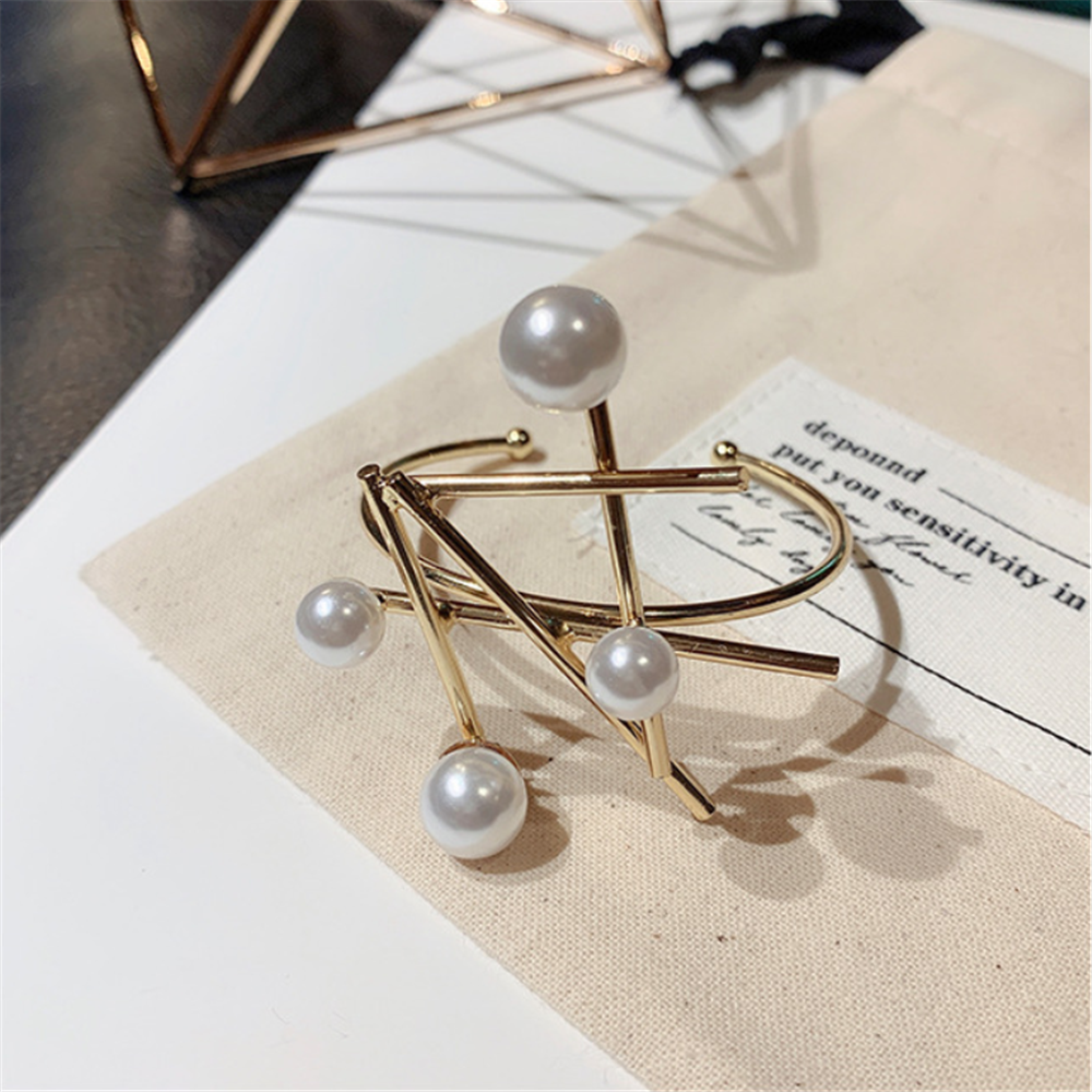 Minimalist Structure Pearl Bangle Bracelets