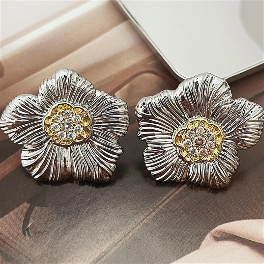 Vintage Floral Stud Earrings