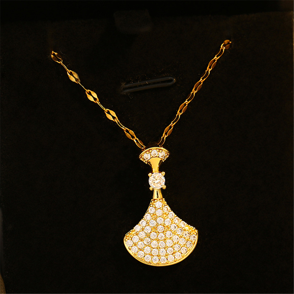 Cubic Zirconia Fan Charms Choker Necklaces