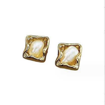 Vintage Pearl Gold Plated Studs Earrings