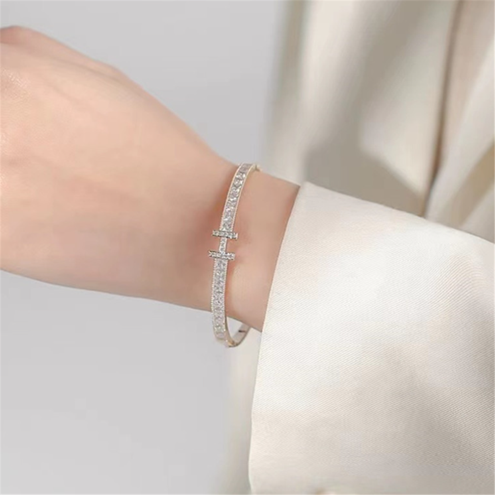 Minimalist Cubic Zirconia H Statement Bracelets