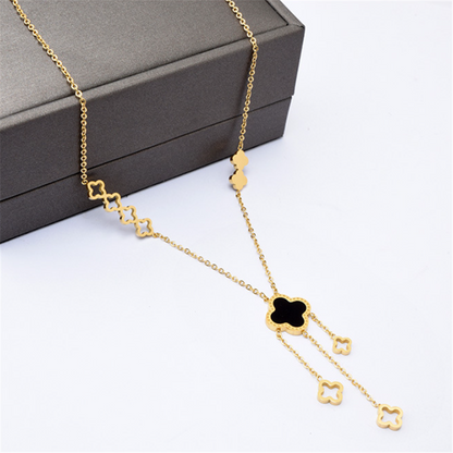 Minimalist Balck Lucky Floral Necklaces