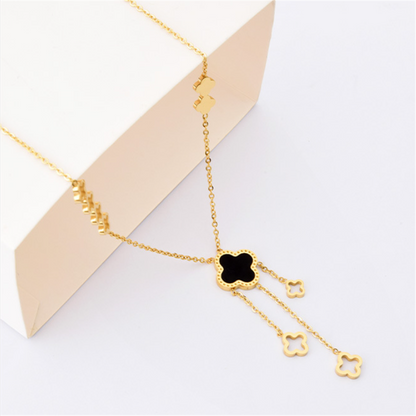 Minimalist Balck Lucky Floral Necklaces