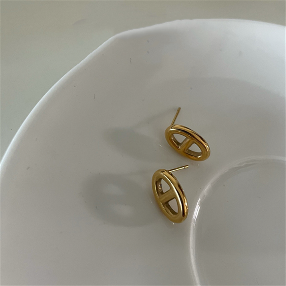 Minimalist Gold Plated Studs Earrings