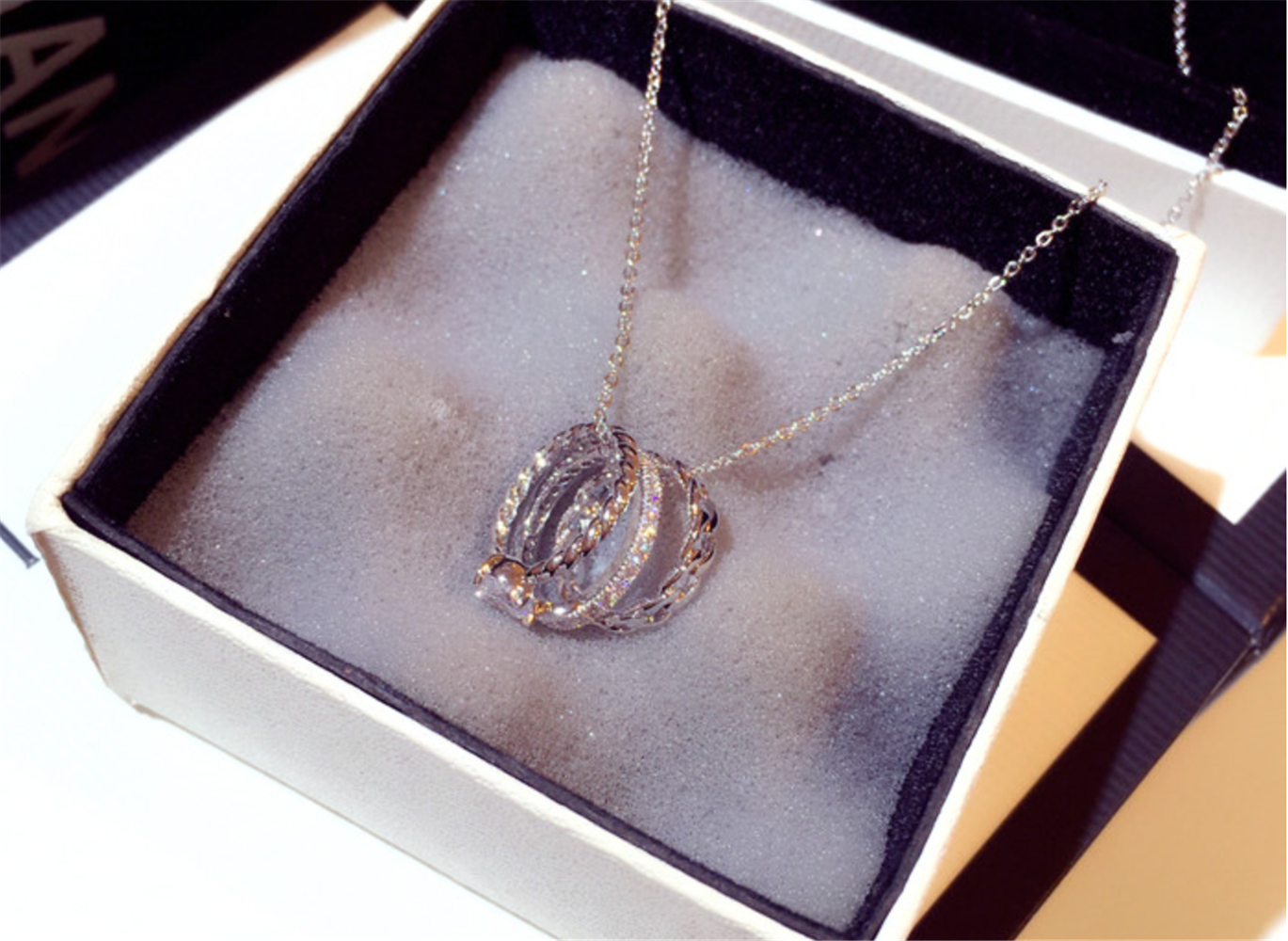 3 Rings Cubic Zirconia Charms Choker Necklace