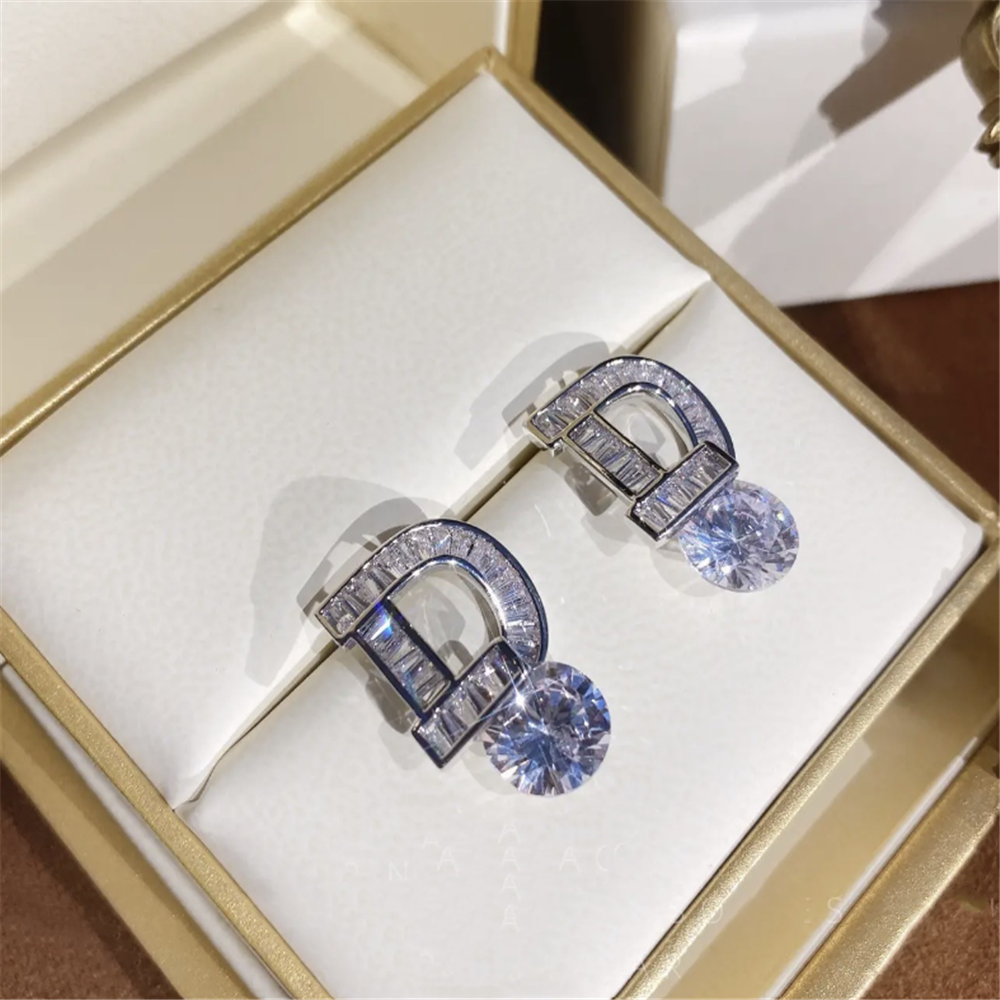 Rhinestones Crystal Statement Studs Earrings