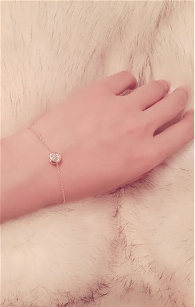 Gold Minimalist Cubic Zirconia Chain Bracelet