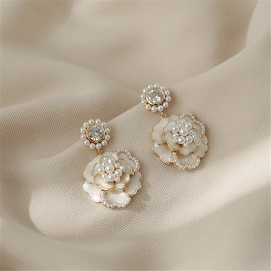 Pearl Floral Beaded Dangle Earrings