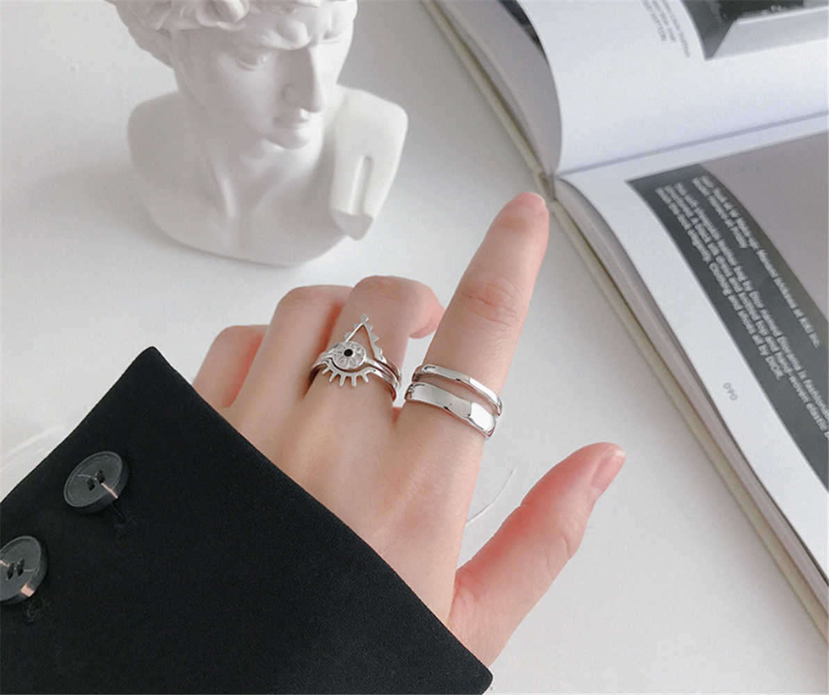 Minimalist Open Size Adjustment Rings